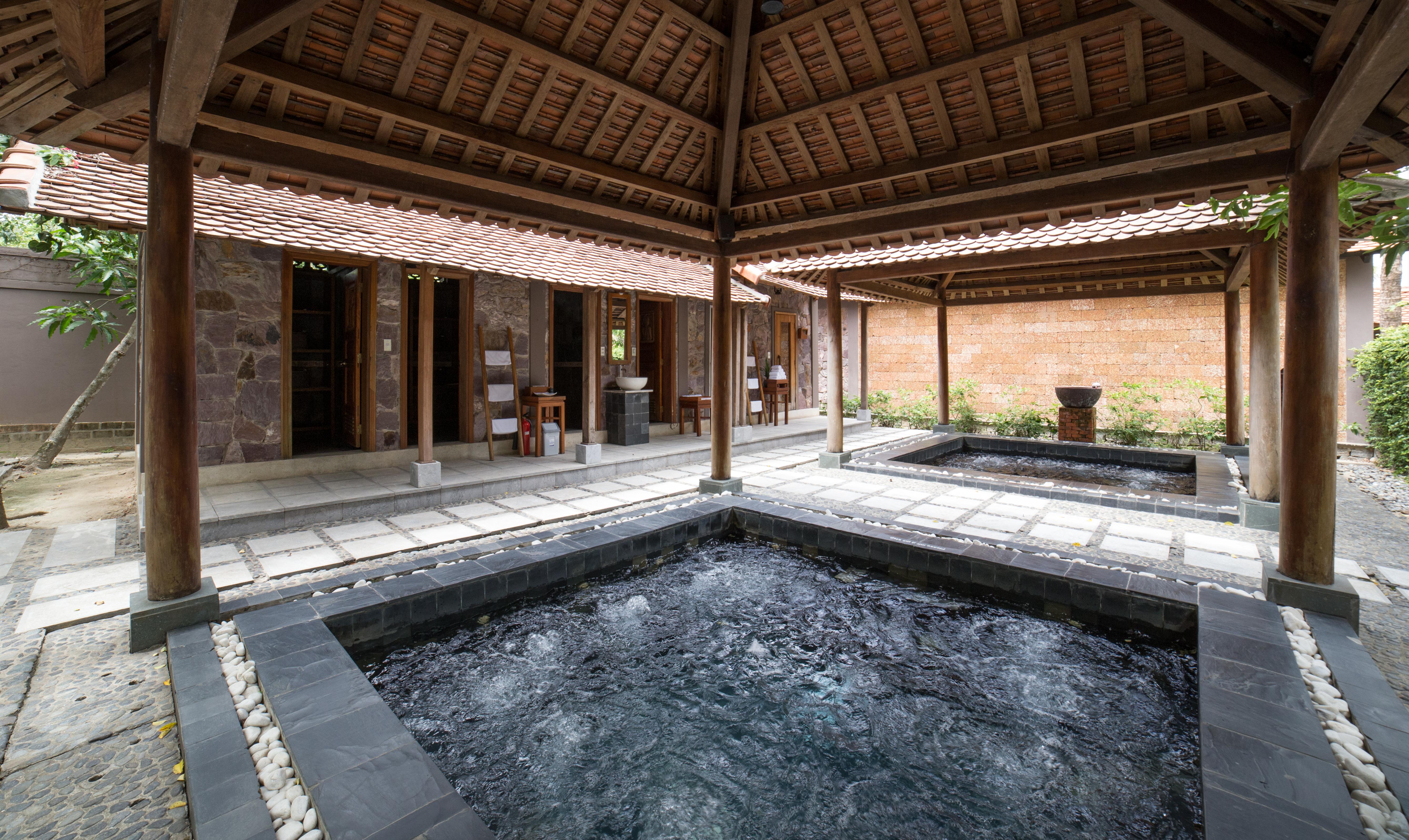 Pilgrimage Village Boutique Resort & Spa Hue Exterior foto